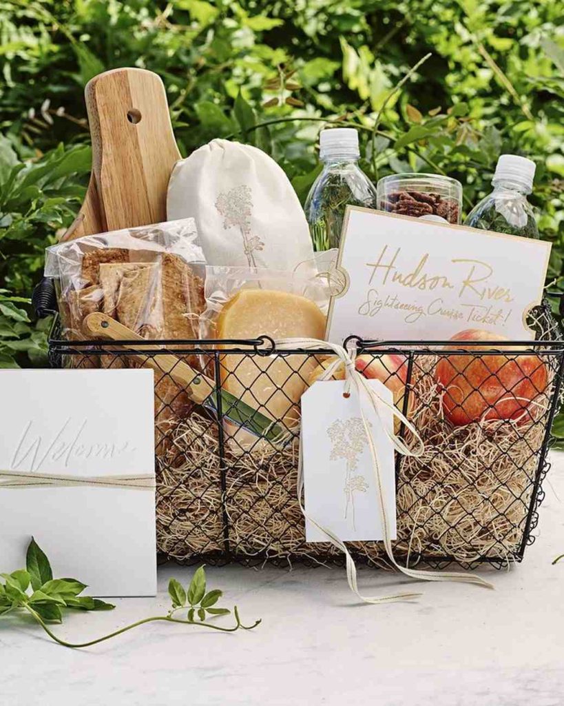 Must-Haves for The Perfect Wedding Welcome Bags - The Planning Society